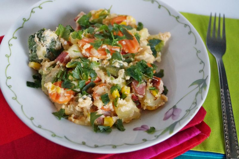 Ziemniaczana patelnia z warzywami