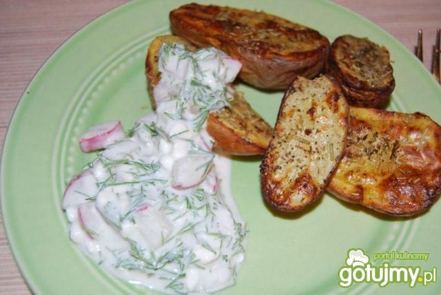 Ziemniaczana przekąska z dipem Ziemniaczana przekąska z dipem