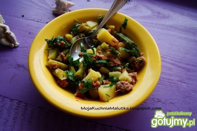 Ziemniaczana z fasolką i tuńczykiem Ziemniaczana z fasolką i tuńczykiem