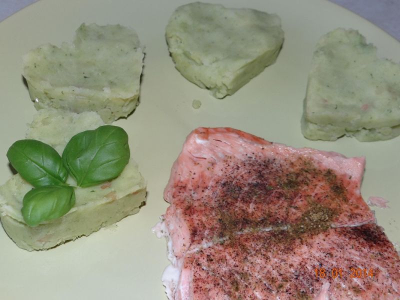 Ziemniaczane puree z pesto bazyliowym