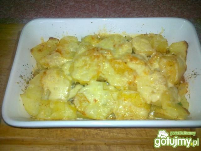 Ziemniaczane talarki z żółtym serem