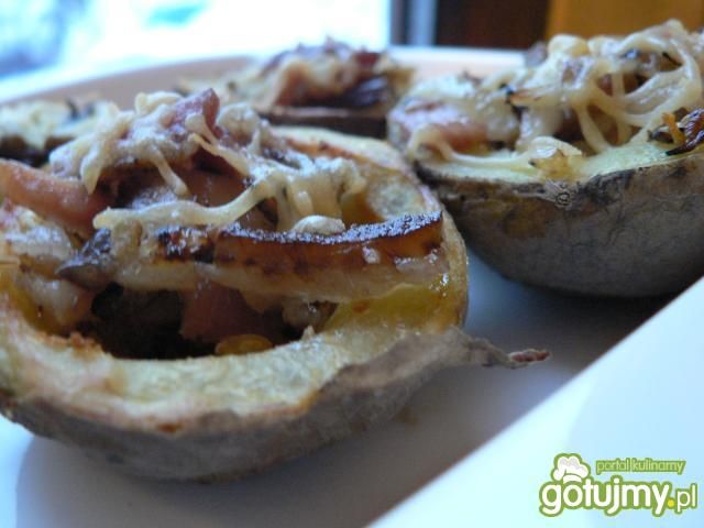 Ziemniaczki z farszem boczkowym 