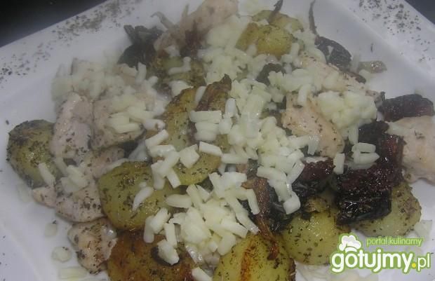 Ziemniaczki z kurczakiem na szybko