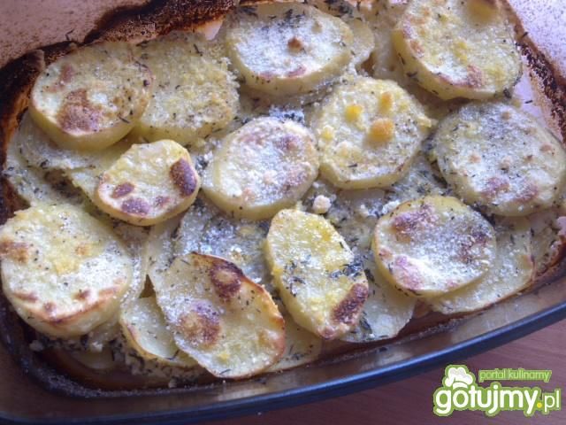 Ziemniaczki zapiekane w śmietanie