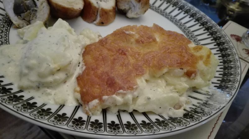 Ziemniaki Dauphinoise - zapiekanka Ziemniaki Dauphinoise - zapiekanka