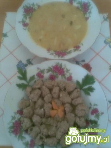 Ziemniaki duszone  z pulpecikami z mięsa