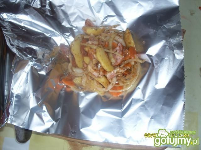 Ziemniaki grillowane z cebulką 