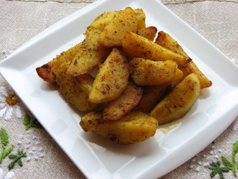 Ziemniaki pieczone z koperkiem Ziemniaki pieczone z koperkiem