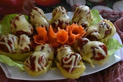 Ziemniaki z kotlecikami Ziemniaki z kotlecikami