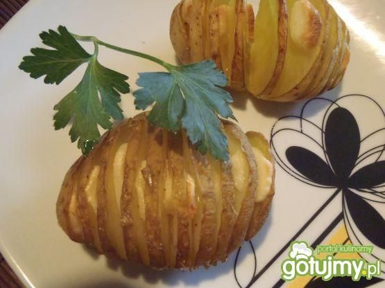 Ziemniaki z piekarnika z czosnkiem Ziemniaki z piekarnika z czosnkiem