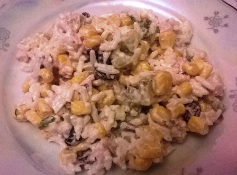 Zimowa sałatka z żurawiną 