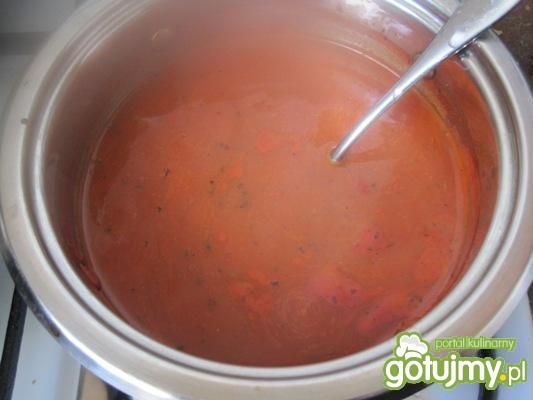 Ziołowo-pomidorowy sos do gołąbków