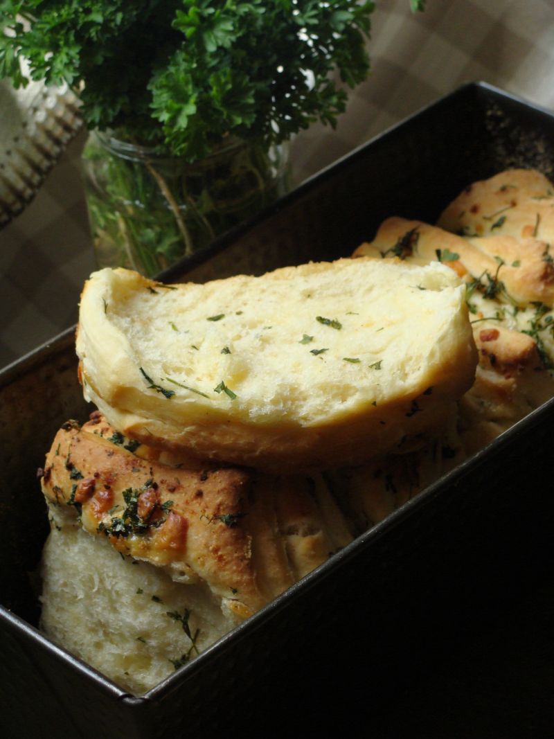 Ziołowy chlebek odrywany Ziołowy chlebek odrywany