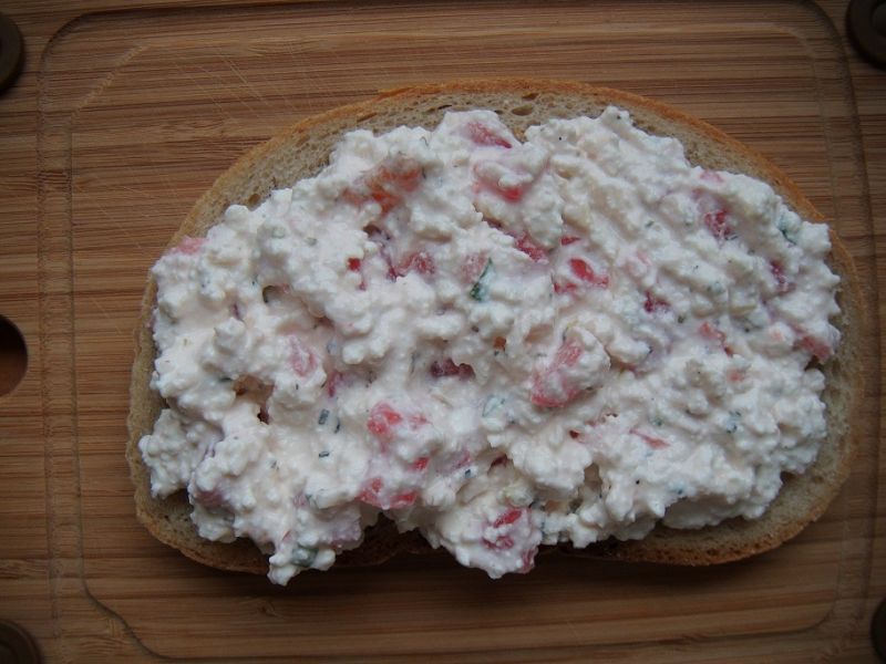 Ziołowy twarożek kanapkowy