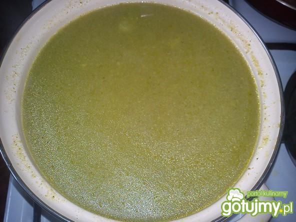 Zmiksowana zupa z brokuła