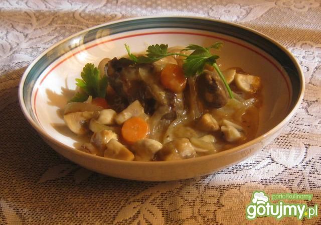 Żołądki w pieczarkach Żołądki w pieczarkach