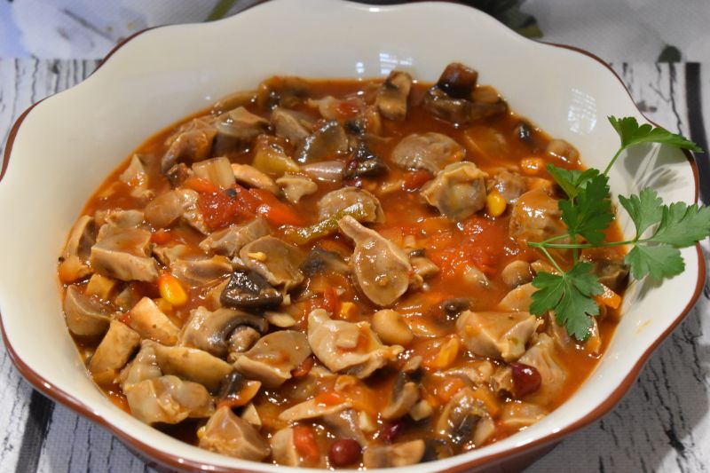 Żołądki z indyka w sosie meksykańskim