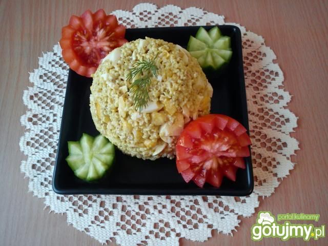 Żółta sałatka z kaszą jeczmienną Żółta sałatka z kaszą jeczmienną