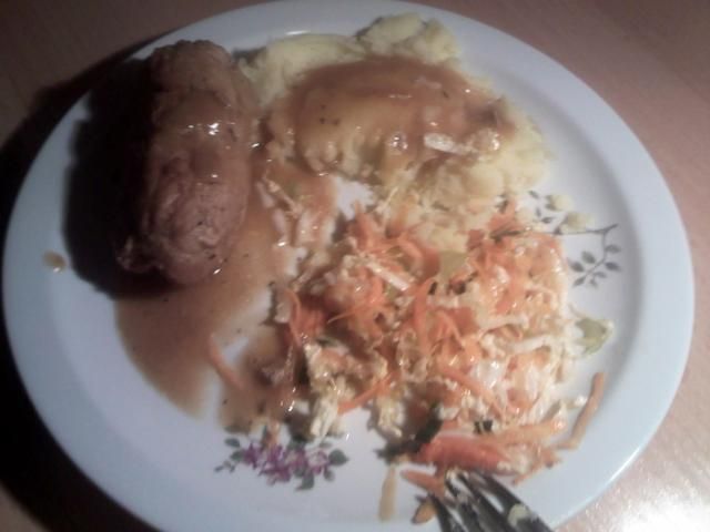 Zrazy schabowe z pieczarkami i jajkiem