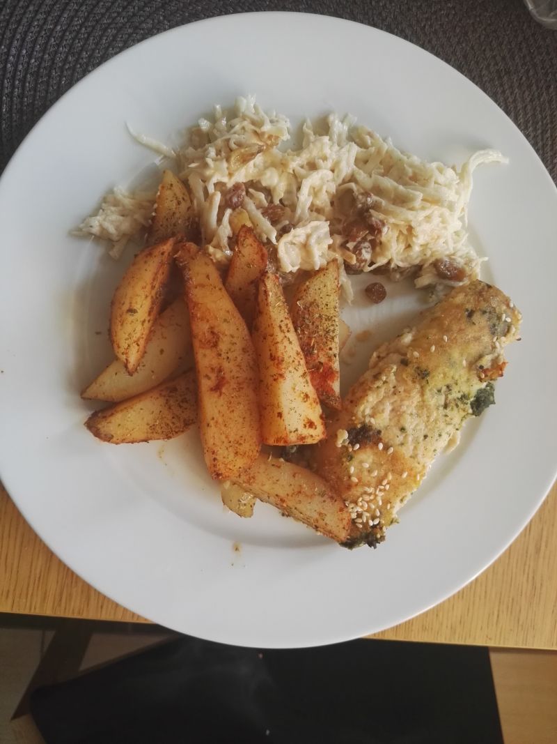 Zrazy schabowe ze szpinakiem i serem gorgonzola Zrazy schabowe ze szpinakiem i serem gorgonzola