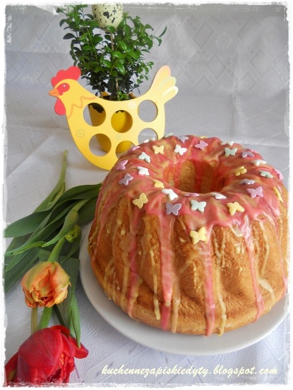 Zrolowana babka drożdżowa Zrolowana babka drożdżowa