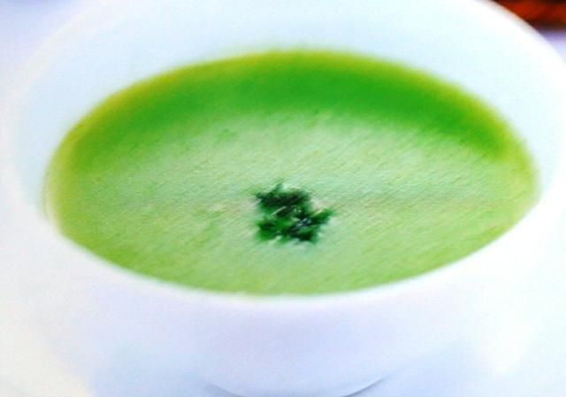 zupa brokułowa zupa brokułowa