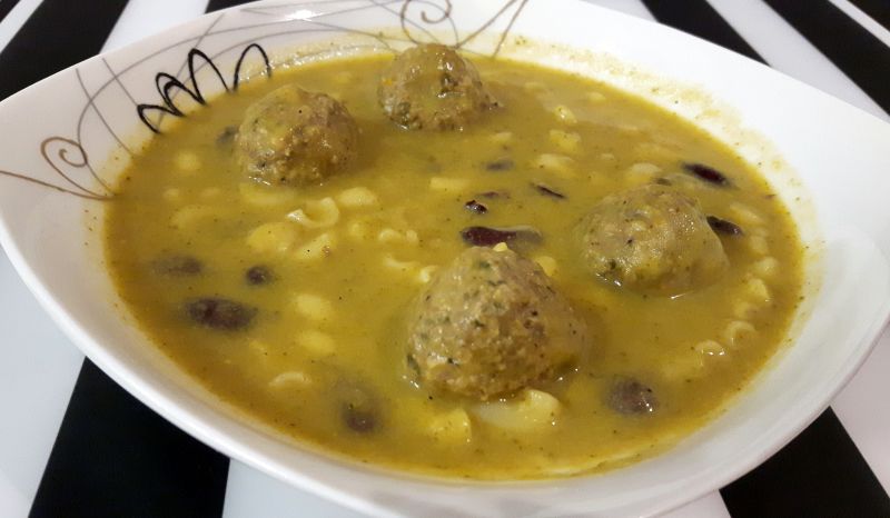 Zupa brokułowa z pulpecikami