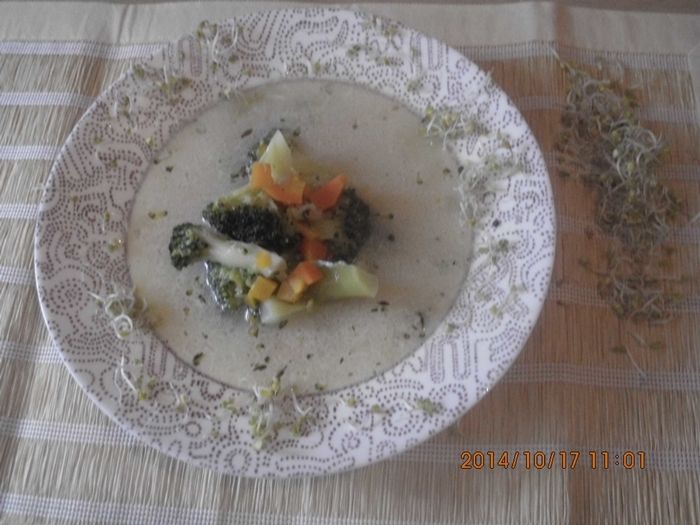 Zupa brokułowo-dyniowa Zupa brokułowo-dyniowa