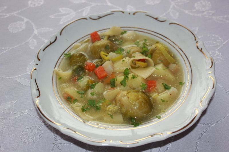 Zupa brukselkowa