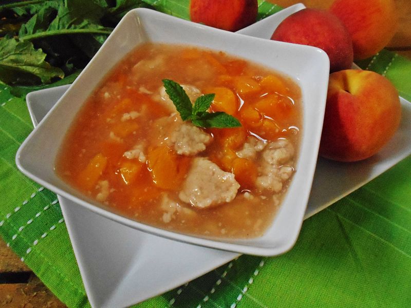 Zupa brzoskwiniowa z owsianymi kluseczkami  Zupa brzoskwiniowa z owsianymi kluseczkami