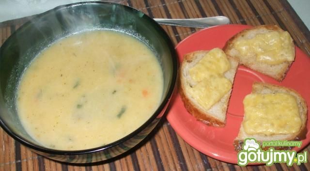 Zupa cebulowa 8. Zupa cebulowa 8.