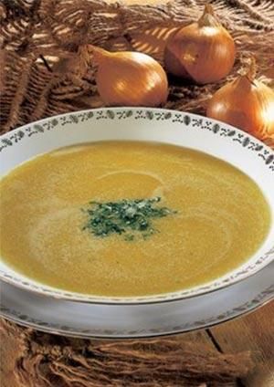 Zupa cebulowa z grzankami Zupa cebulowa z grzankami