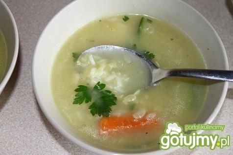 Zupa cukiniowa z ryżem  Zupa cukiniowa z ryżem