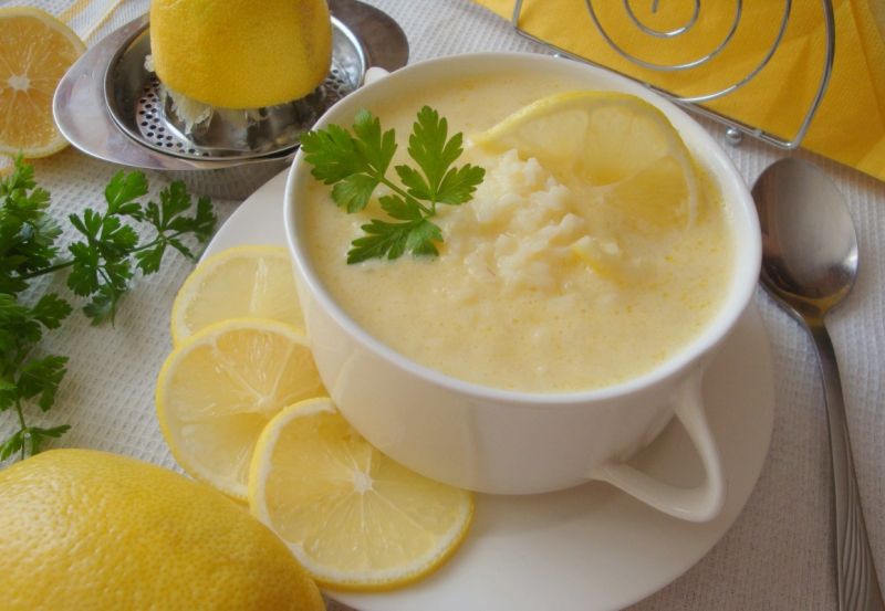 Zupa cytrynowa na rosole