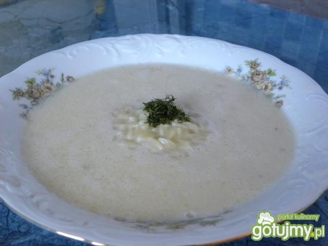 Zupa cytrynowo-jajeczna Zupa cytrynowo-jajeczna