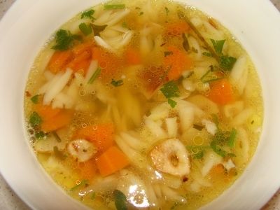 Zupa czosnkowa z makronem Zupa czosnkowa z makronem