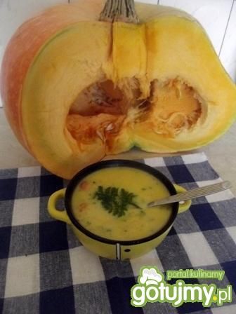 Zupa dyniowa z marchewką i ziemniakami