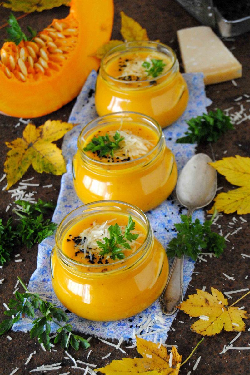 Zupa dyniowa z mlekiem kokosowym