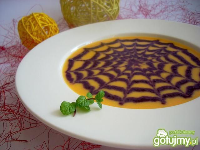  Zupa dyniowo-marchwiowa z kokosem