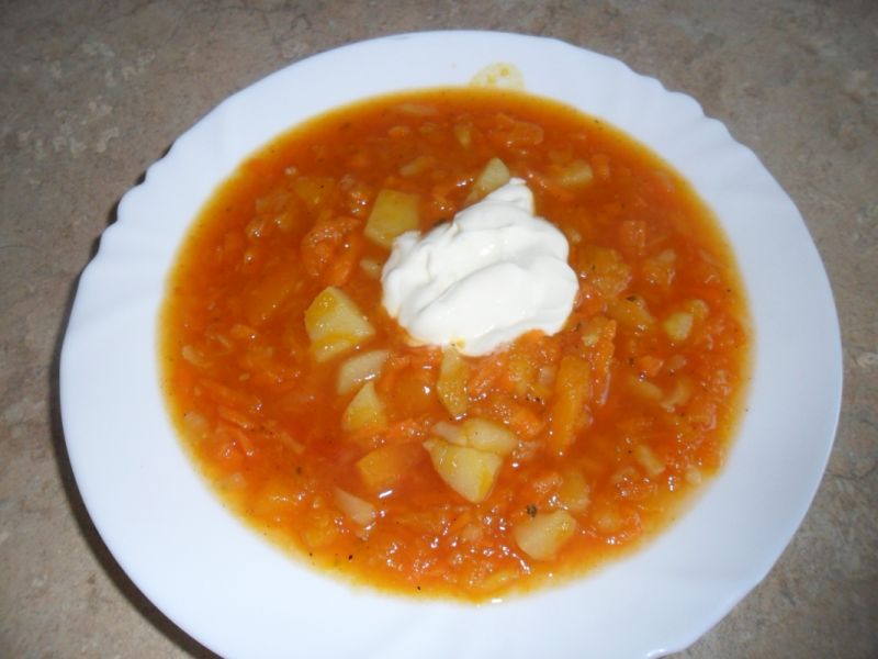 Zupa dyniowo - pomidorowa 