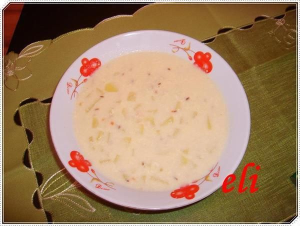 Zupa Eli z maślanki    Zupa Eli z maślanki