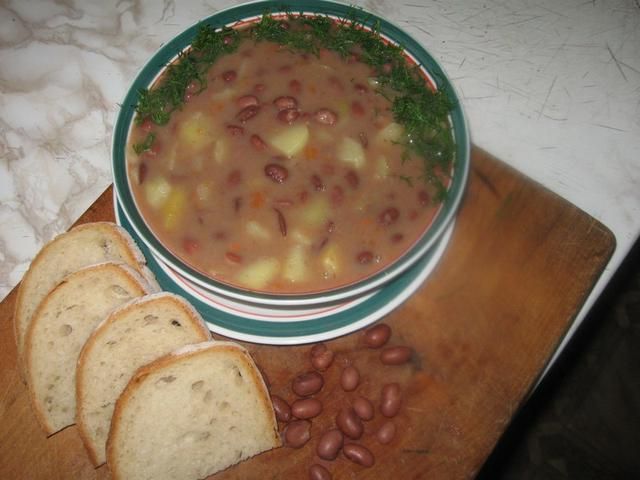 Zupa fasolowa Zupa fasolowa