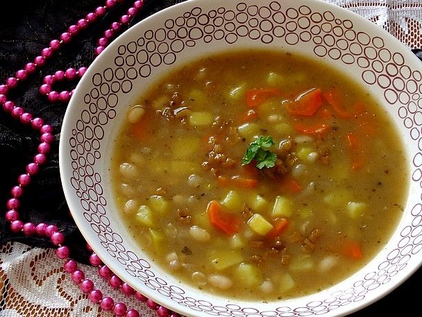 Zupa fasolowa na chłodne dni
