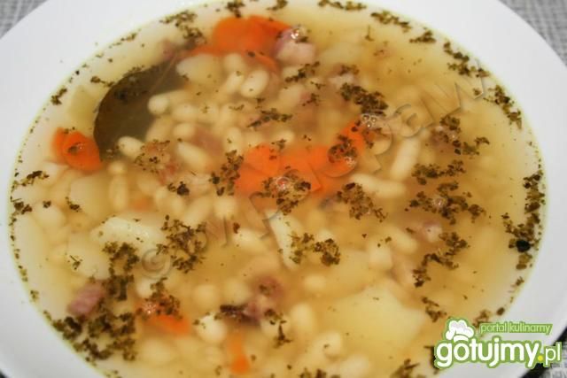 Zupa fasolowa na golonce 