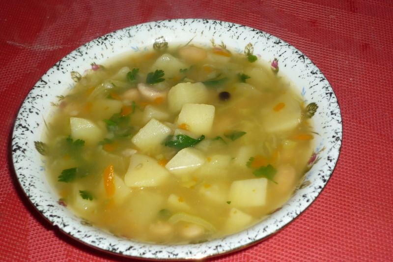Zupa fasolowa z porem Zupa fasolowa z porem