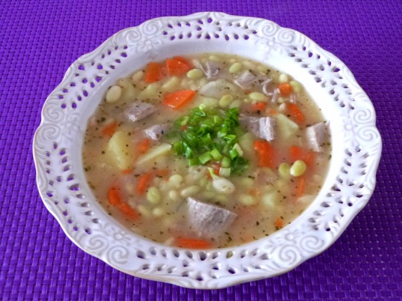 Zupa fasolowa z warzywami Zupa fasolowa z warzywami