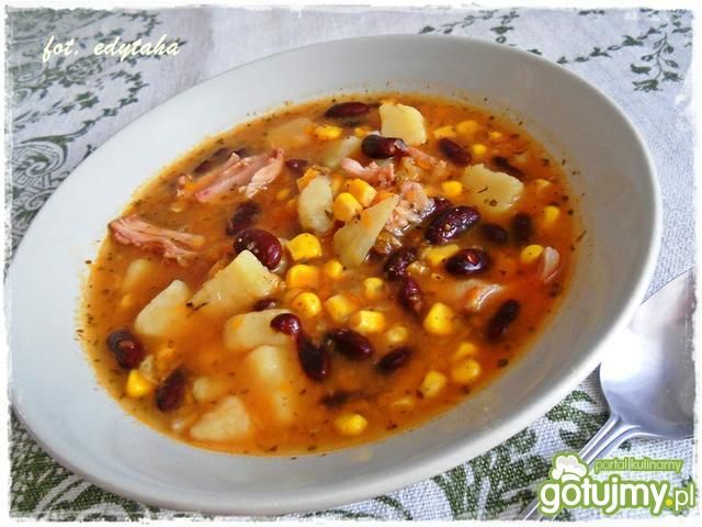 Zupa fasolowo kukurydziana na wędzonce