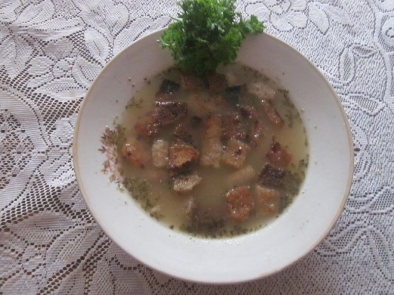 Zupa grochowa na boczku  Zupa grochowa na boczku