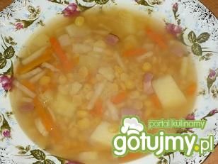 Zupa grochowa z boczkiem Zupa grochowa z boczkiem