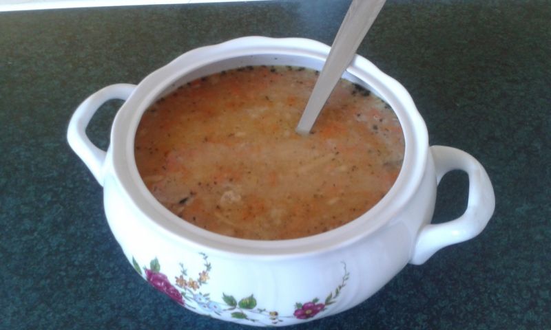 Zupa grochowa z makaronem  Zupa grochowa z makaronem